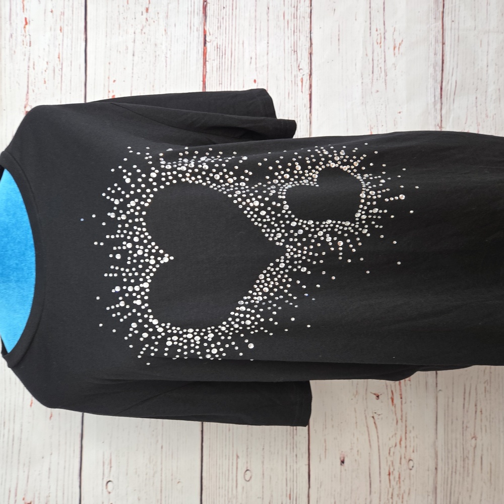 NWT BloomChic Black Rhinestone Heart Tee | Plus Size 18/20 - Picture 2 of 10